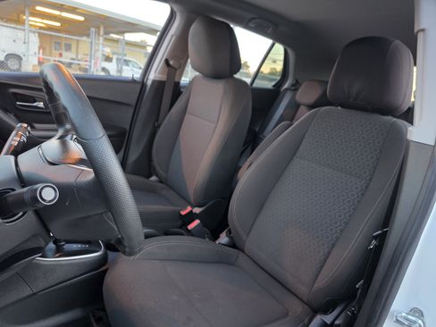 Used 2022 Chevrolet Trax LS w/ Tint and Cruise Package FWD image 25