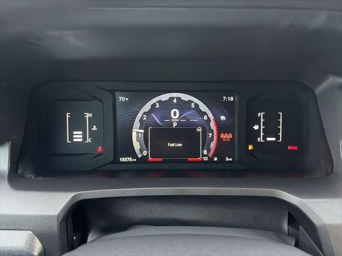 Used 2025 Toyota Tacoma SR5 AWD/4WD image 28