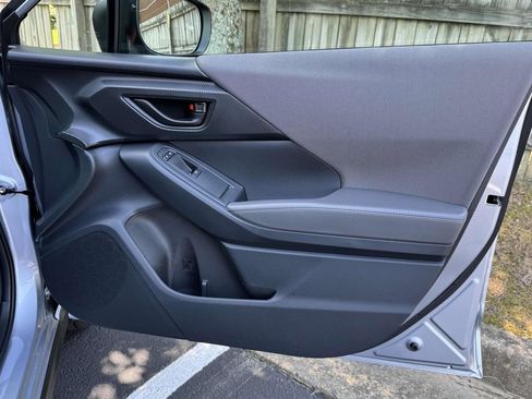 Certified 2025 Subaru Crosstrek 2.0i Premium image 8