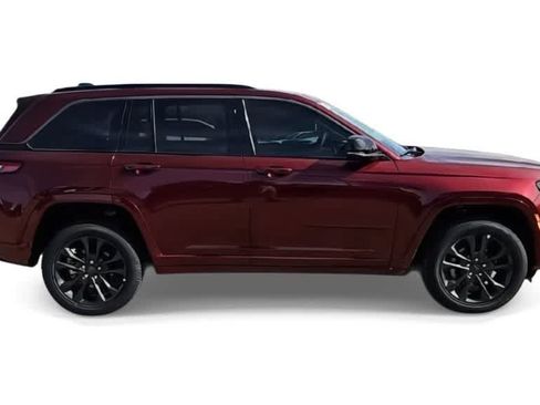 New 2026 Jeep Grand Cherokee Limited AWD/4WD image 9