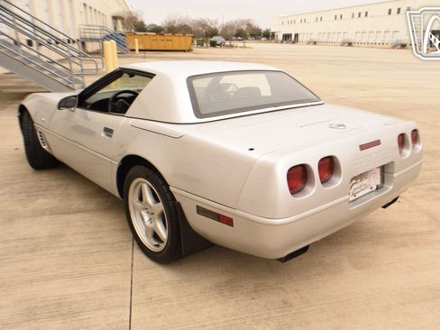 Used 1996 Chevrolet Corvette image 30
