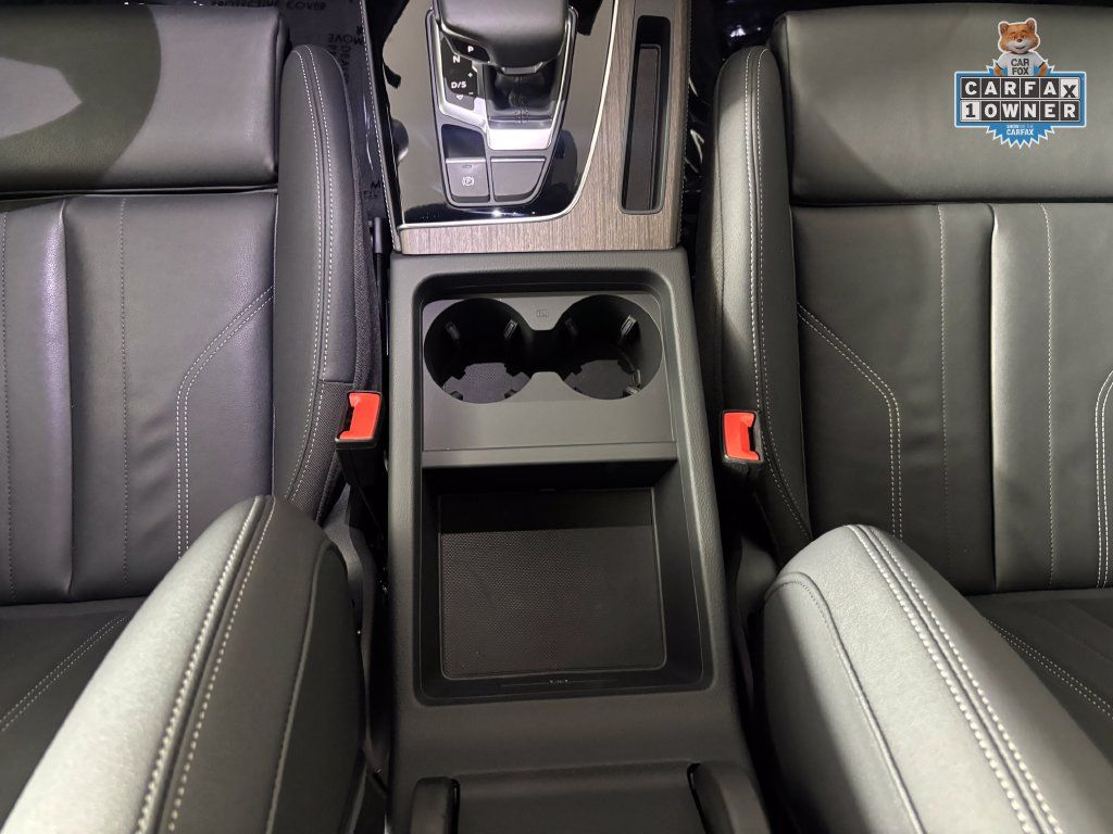 Used 2024 Audi Q5 e Premium Plus w/ Premium Plus Package AWD/4WD image 29