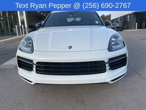 Used 2019 Porsche Cayenne image 2