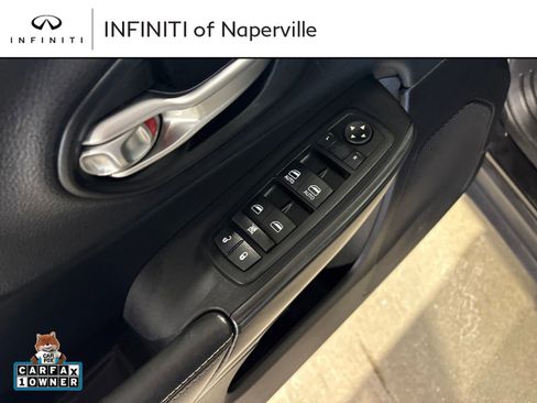 Used 2015 Jeep Cherokee Limited w/ Trailer Tow Group image 11