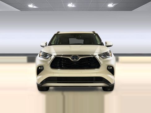 Used 2021 Toyota Highlander Platinum AWD/4WD image 6