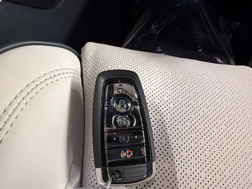 New 2027 Lincoln Aviator Black Label w/ Jet Appearance Package AWD/4WD image 45