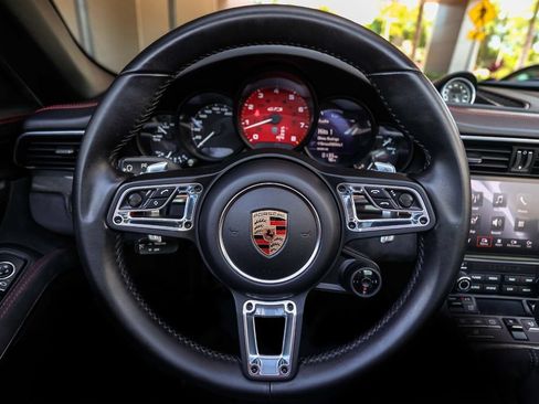 Used 2018 Porsche 911 Targa 4 GTS w/ GTS Interior Package AWD/4WD image 23