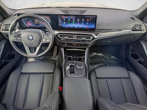 Used 2023 BMW 330i Sedan w/ Convenience Package image 17