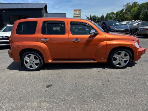 Used 2006 Chevrolet HHR LT w/ Preferred Equipment Group FWD image 5