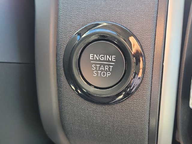 Certified 2025 Ford Expedition Active RWD image 11