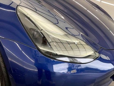 Used 2022 Tesla Model 3 Long Range AWD/4WD image 27