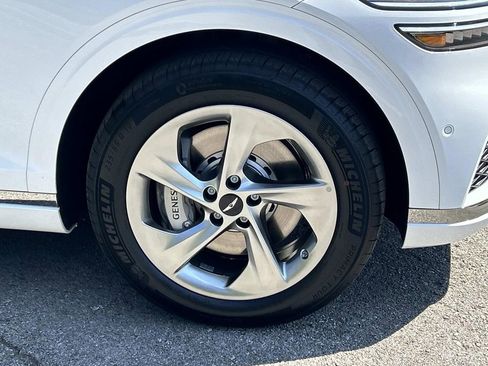 New 2026 Genesis GV70 2.5T Advanced image 9