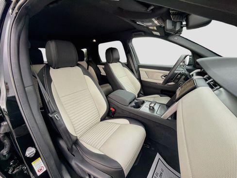 New 2026 Land Rover Discovery Sport Landmark AWD/4WD image 15