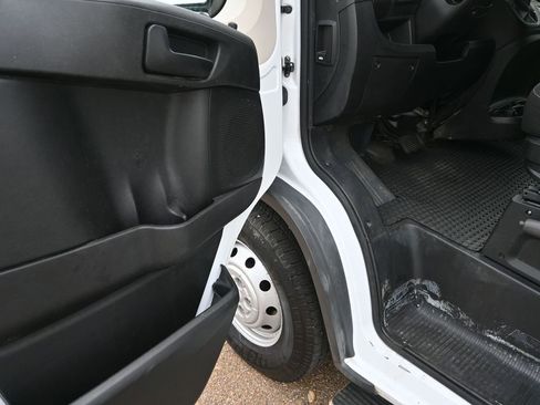 Used 2017 RAM ProMaster 3500 w/ Interior Convenience Group FWD image 9