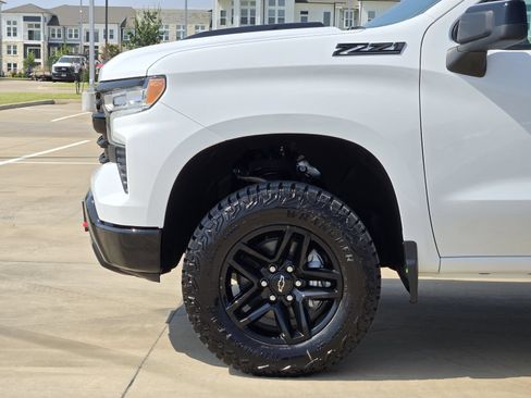 New 2026 Chevrolet Silverado 1500 LT Trail Boss w/ Convenience Package II AWD/4WD image 10