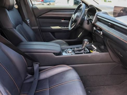Used 2025 MAZDA CX-50 AWD 2.5 S w/ Premium Plus Pkg image 16