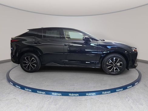 New 2026 Lexus RZ 450e AWD image 4