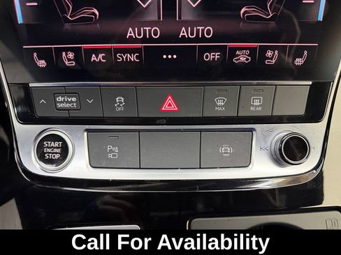 Used 2021 Audi Q8 Premium Plus w/ Premium Plus Package AWD/4WD image 22