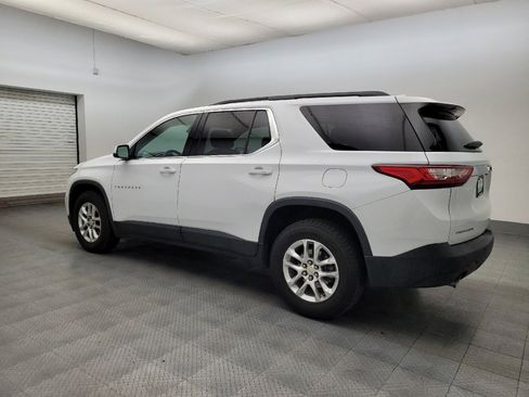 Used 2019 Chevrolet Traverse LT FWD image 3