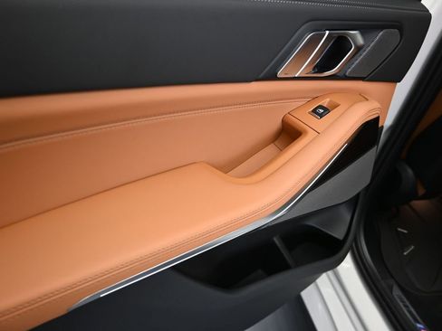 New 2026 BMW X5 M60i AWD/4WD image 16