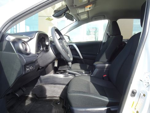 Used 2018 Toyota RAV4 LE w/ All Weather Liner Package image 11