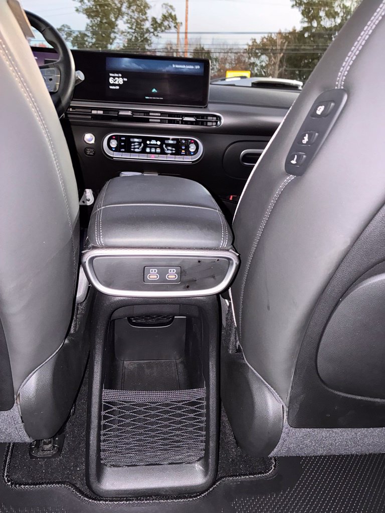 Used 2023 Genesis GV60 Performance AWD/4WD image 17