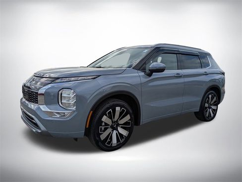 New 2026 Mitsubishi Outlander SEL image 7