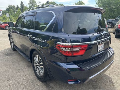 Used 2021 Nissan Armada SL w/ Captain's Chairs Package AWD/4WD image 4