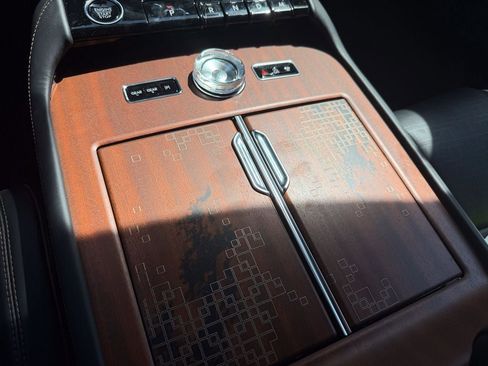 New 2026 Lincoln Navigator L Black Label AWD/4WD image 39