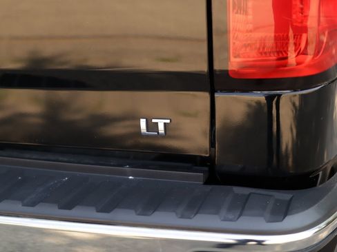 Used 2017 Chevrolet Silverado 1500 LT w/ All Star Edition AWD/4WD image 34