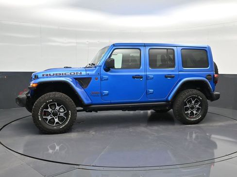 Used 2022 Jeep Wrangler Unlimited Rubicon w/ LED Lighting Group AWD/4WD image 7