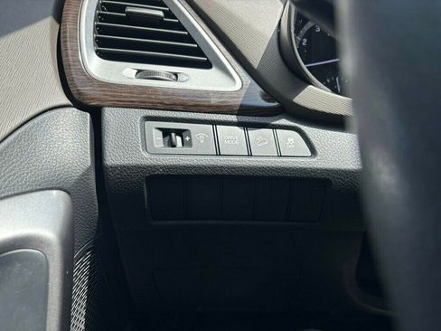 Used 2017 Hyundai Santa Fe Sport image 28