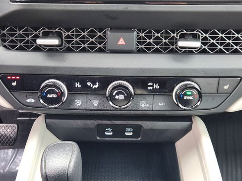 Certified 2023 Honda Accord EX image 21