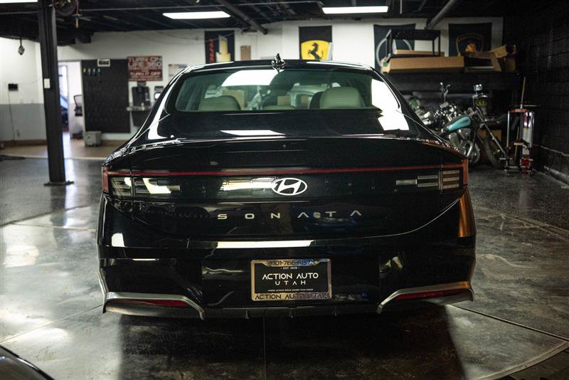 Used 2025 Hyundai Sonata SEL FWD image 6