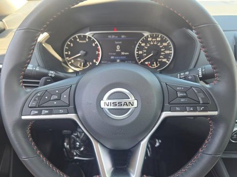 Used 2022 Nissan Altima 2.5 SR w/ Midnight Edition Package FWD image 34