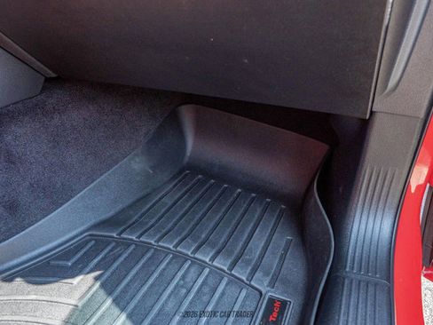 Used 2016 Dodge Challenger SRT Hellcat RWD image 58