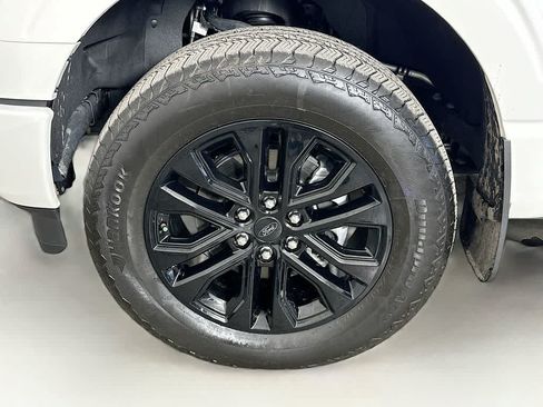 Used 2025 Ford F150 Lariat w/ Equipment Group 502A High AWD/4WD image 8
