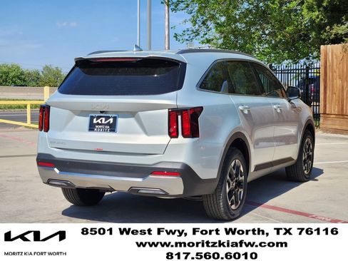 New 2026 Kia Sorento S FWD image 4