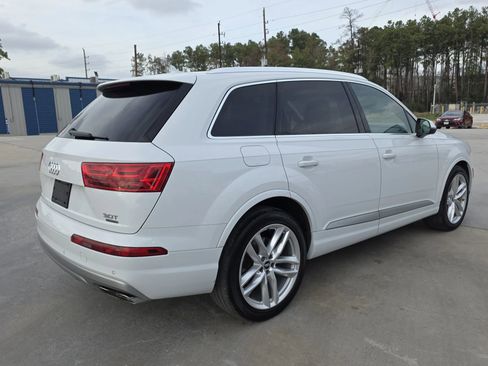 Used 2018 Audi Q7 3.0T Prestige w/ Prestige Package AWD/4WD image 17