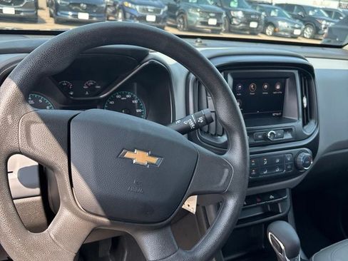 Used 2022 Chevrolet Colorado W/T RWD image 15