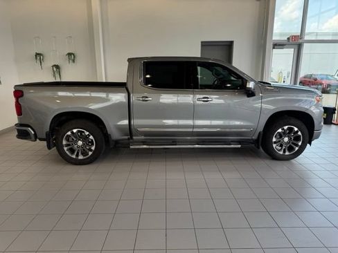 Certified 2025 Chevrolet Silverado 1500 High Country AWD/4WD image 38