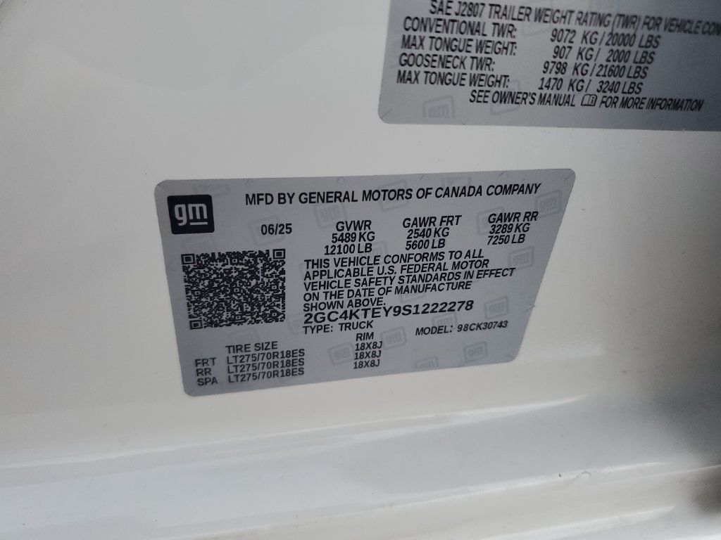 Used 2025 Chevrolet Silverado 3500 LT w/ Safety Package AWD/4WD image 25