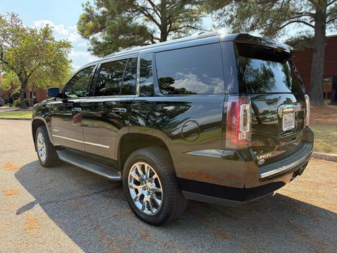 Used 2015 GMC Yukon Denali w/ Open Road Package AWD/4WD image 3