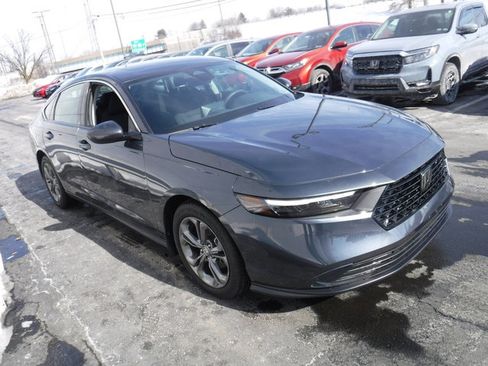 Used 2023 Honda Accord EX image 6