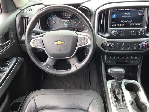 Used 2021 Chevrolet Colorado ZR2 w/ ZR2 Midnight Special Edition image 12