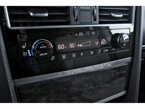 Used 2021 Nissan Armada Platinum image 29