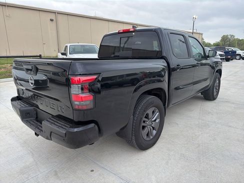 Certified 2025 Nissan Frontier SV w/ SV Convenience Package image 5