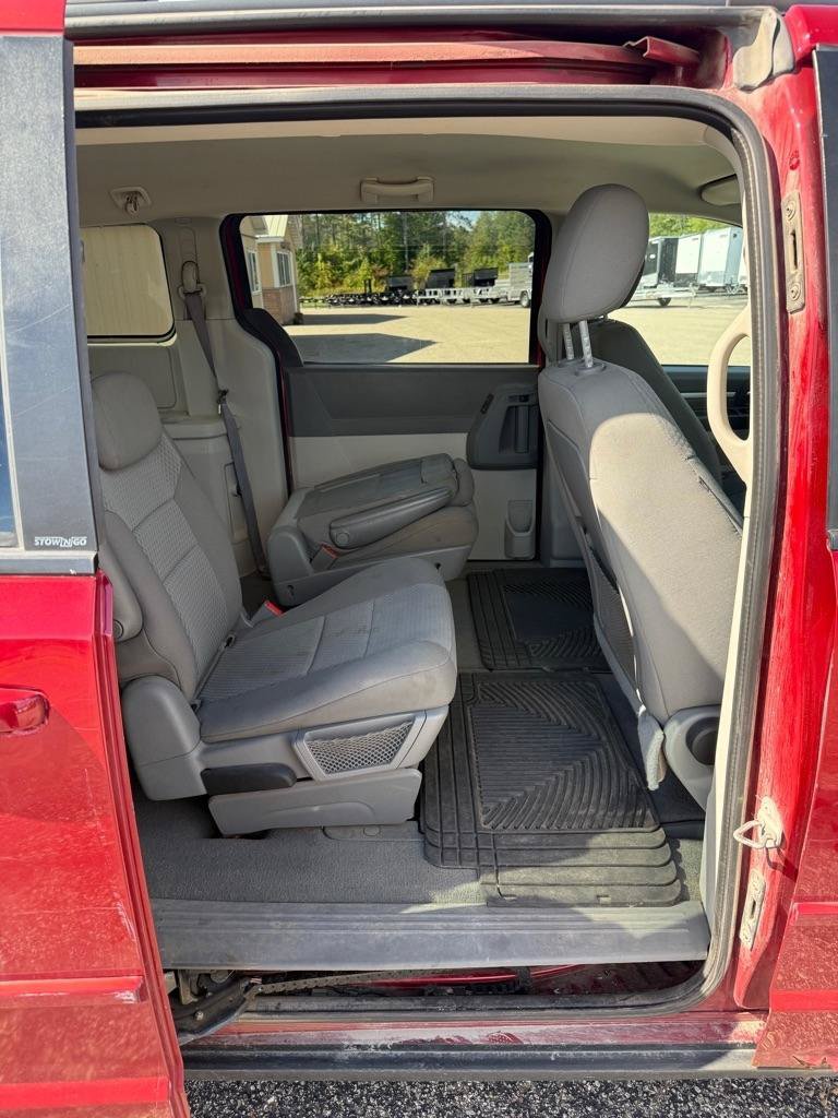 Used 2009 Dodge Grand Caravan SE FWD image 16