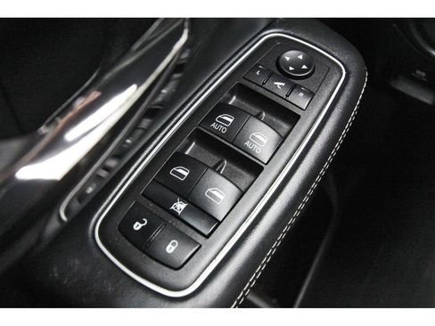Used 2023 RAM 1500 Limited w/ Body Color Bumper Group AWD/4WD image 21