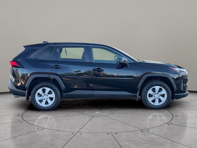 Certified 2023 Toyota RAV4 LE FWD image 7